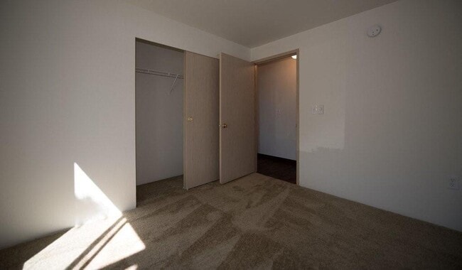 Foto del edificio - 1001 NE Briarcreek Way
