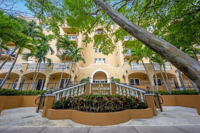 Building Photo - 1400 Salzedo St