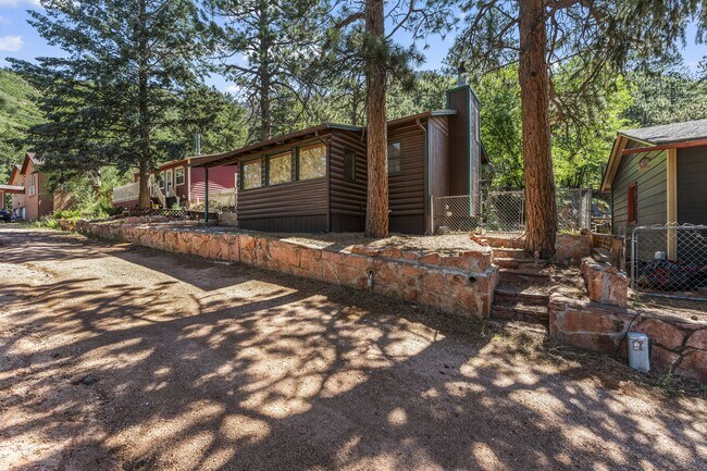 Foto del edificio - 8234 W Hwy 24