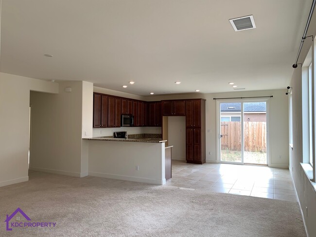 Building Photo - 1146 Monument Peak Dr