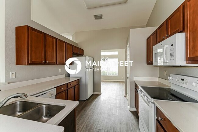 Foto del edificio - 4 Bedroom Pet-Friendly Home in Cape Coral, FL with Main Street Renewal