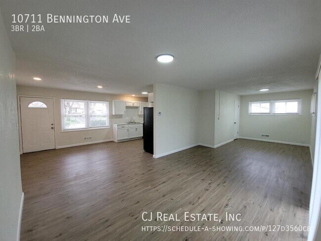 Building Photo - 10711 Bennington Ave