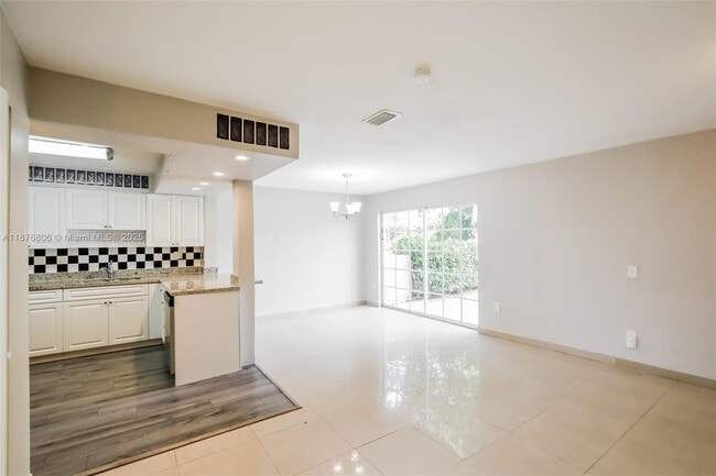 Foto del edificio - 6723 SW 140th Ave