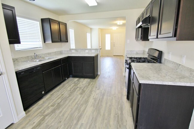 Foto del edificio - 22 Santa Barbara Dr