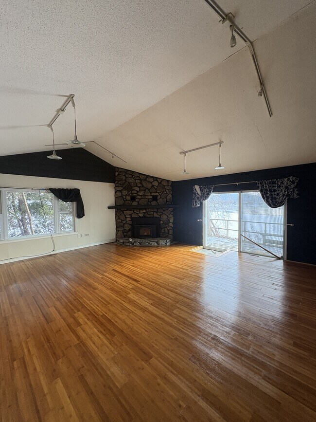 Foto del edificio - 55 Aqua Vitae Rd