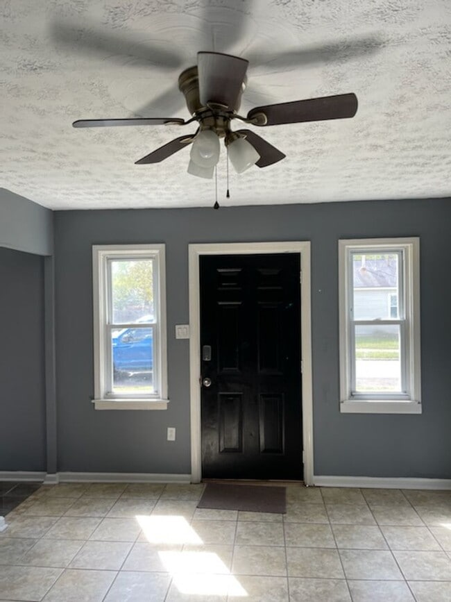 Building Photo - 2636 Bard Ave