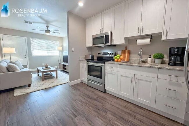 Foto del edificio - 550 W 9th St