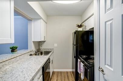 Foto del edificio - 7315 Brompton St
