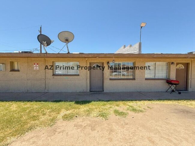 Building Photo - 7101 N 36th Ave