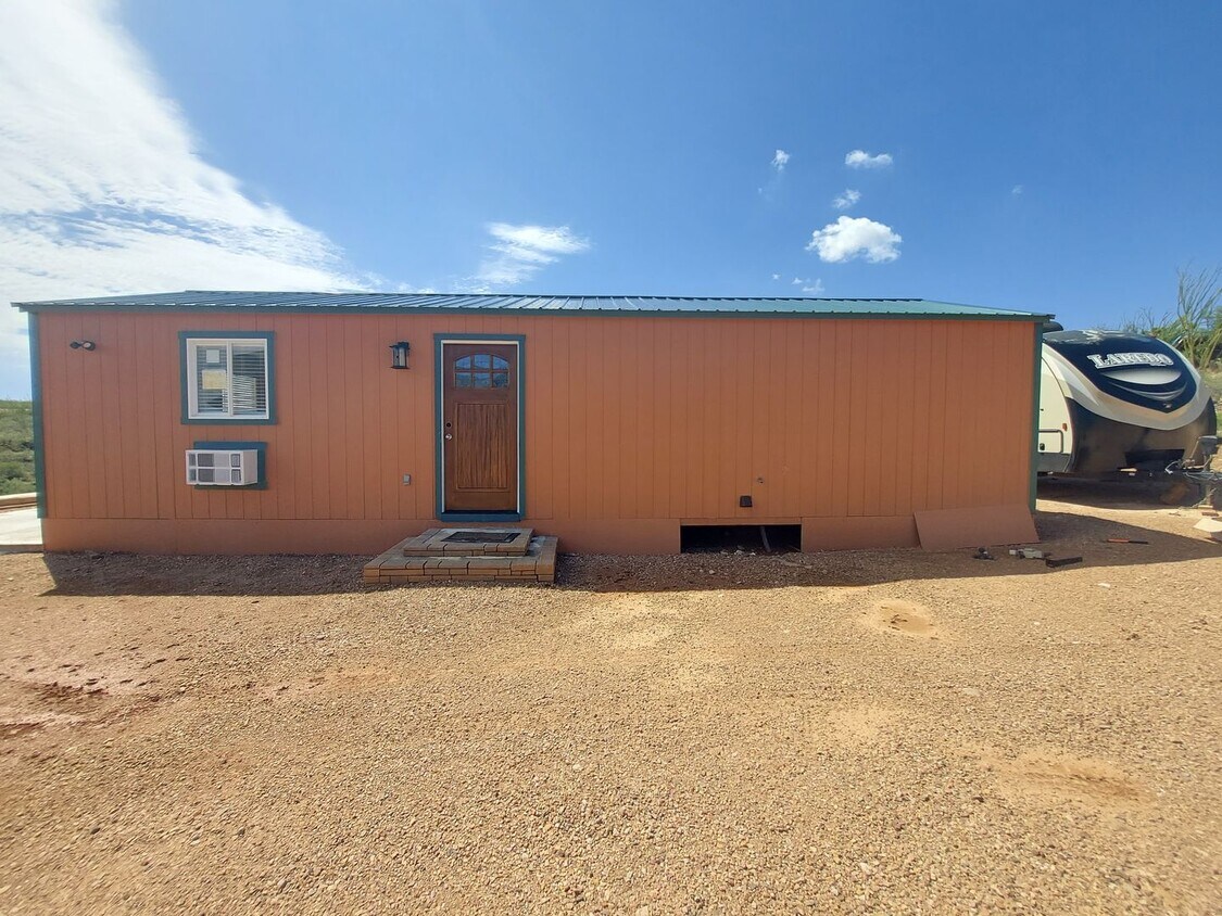 Primary Photo - Tombstone Living
