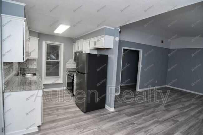 Building Photo - 2563 Tobacco Rd