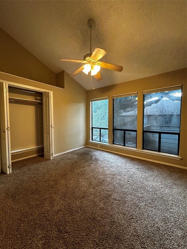 Building Photo - 2612 San Pedro St