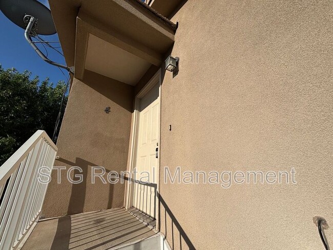 Building Photo - 2642 E 750 N