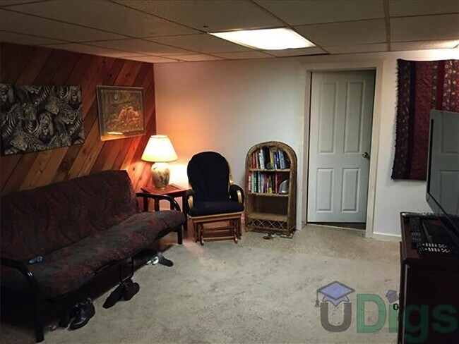 Foto del edificio - 715 N 10th St