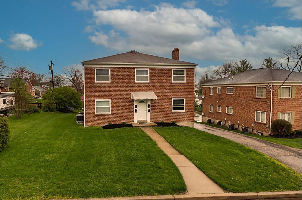 Foto principal - 2404 Carlisle Ave