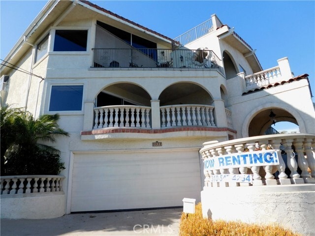 Building Photo - 3935 Bluff Pl