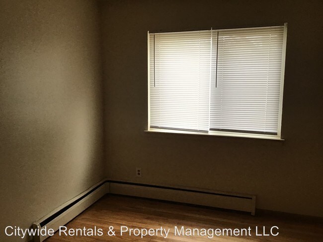 Foto del edificio - 6425 N 54th St