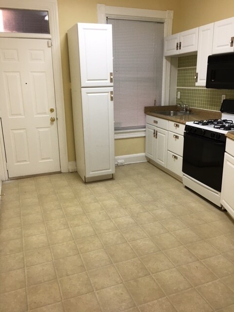 Photo - 708 Property House