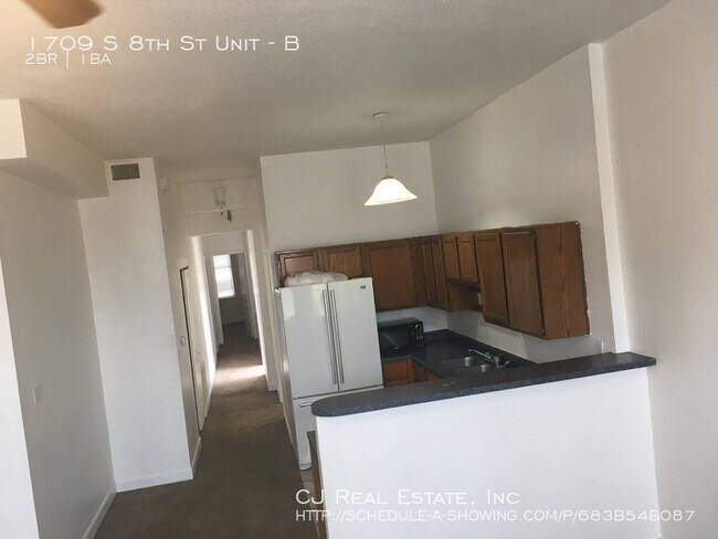 Foto del edificio - 1709 S 8th St
