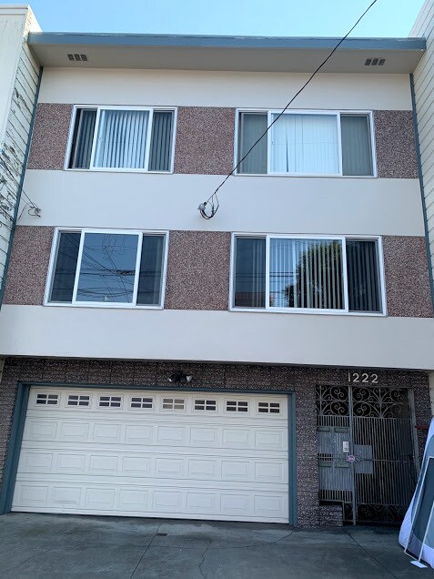 Building Photo - 1222 21st Ave