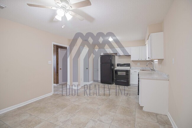 Building Photo - 7116 Skidaway Rd