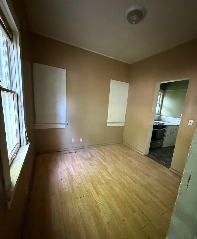 Foto del edificio - 927 W North St