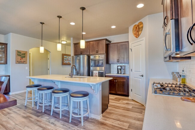 Building Photo - 8455 Mayfly Dr