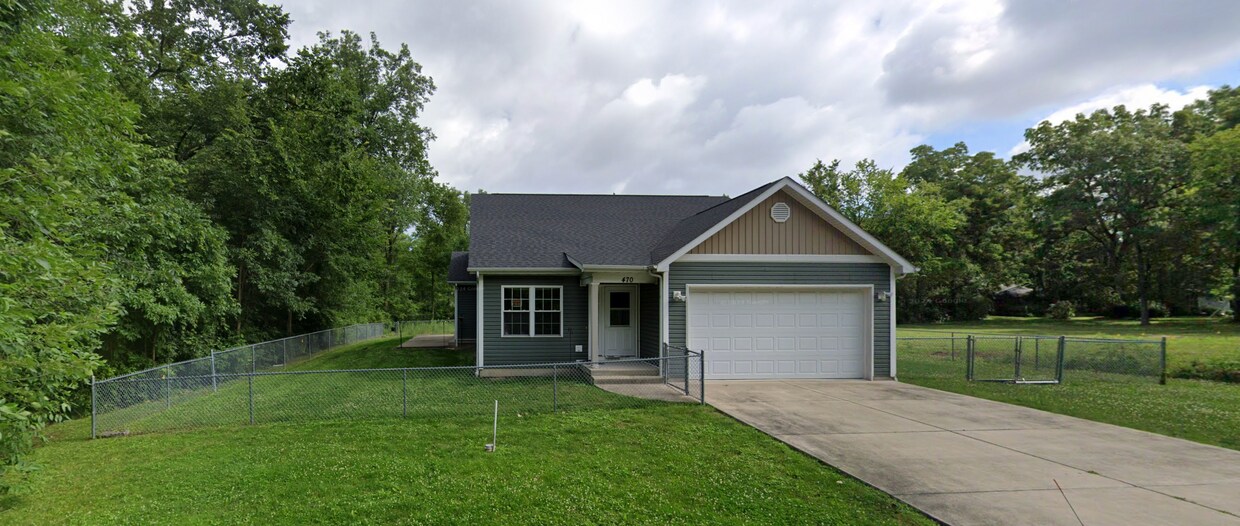 Primary Photo - 470 N First Street