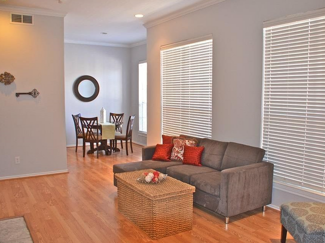 Foto del edificio - Apartment for Rent