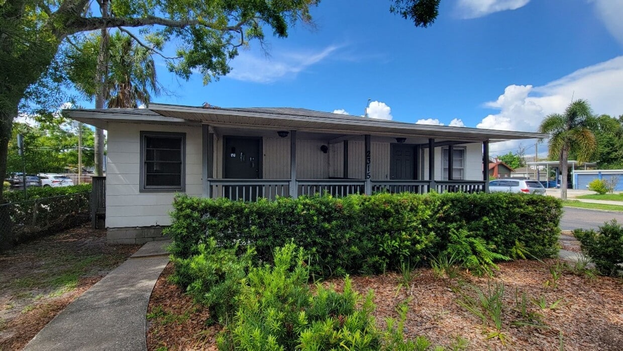 Foto principal - 2315 1st Ave N