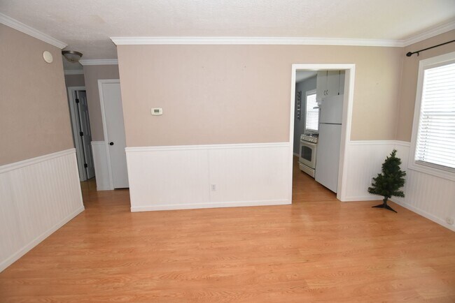 Building Photo - 2 bedroom in Mishawaka