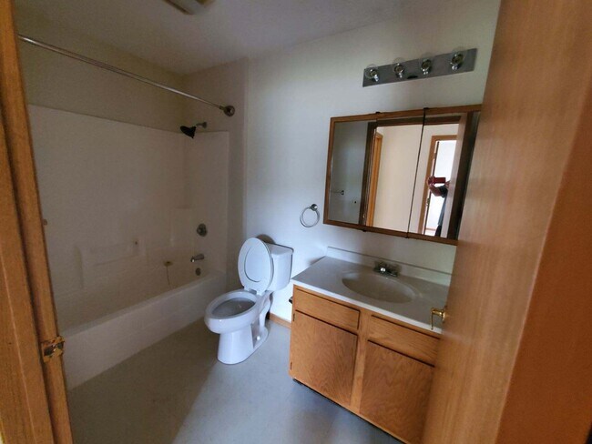 Foto del edificio - 2022 N Section St