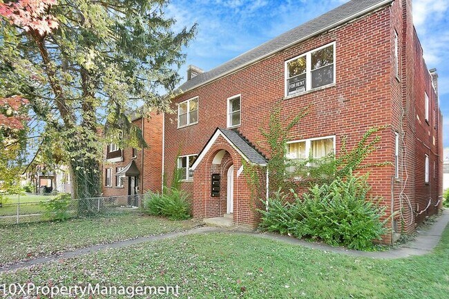 Building Photo - 987 Lilley Ave