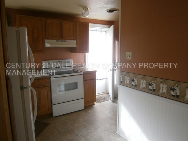 Building Photo - 508 Villa Terrace