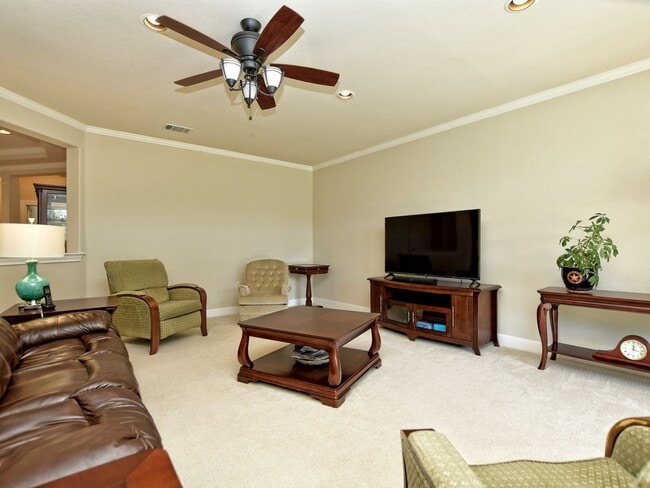 Building Photo - 107 Armstrong Drive-Unfurnished Sun City R...