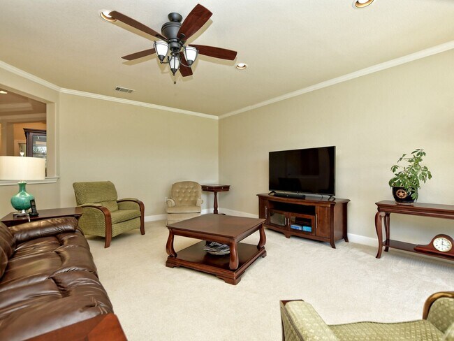 Foto del edificio - 107 Armstrong Drive-Unfurnished Sun City R...
