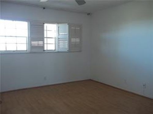 Foto del edificio - 2950 N Palm Aire Dr