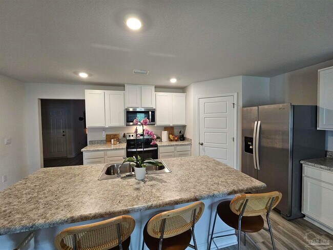 Building Photo - 6166 Native Dancer Wy
