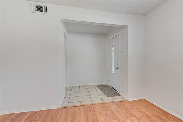 Foto del edificio - 333 Lena Ln