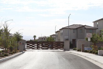 Building Photo - 2674 Matador Red Ave