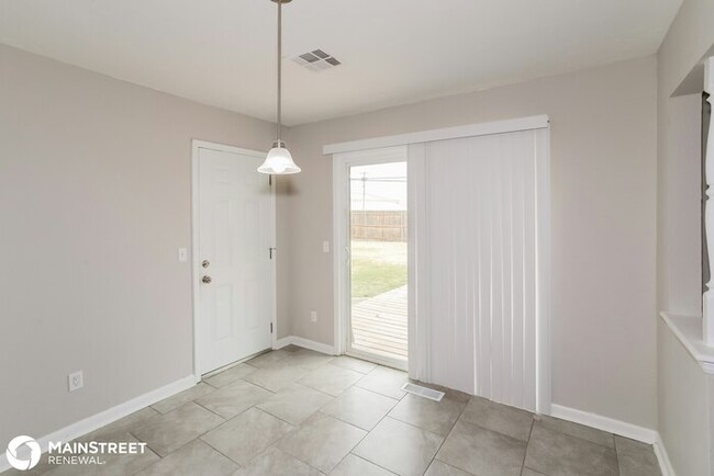 Building Photo - 2033 MANCHESTER DRIVE, Oklahoma City, OK 7...