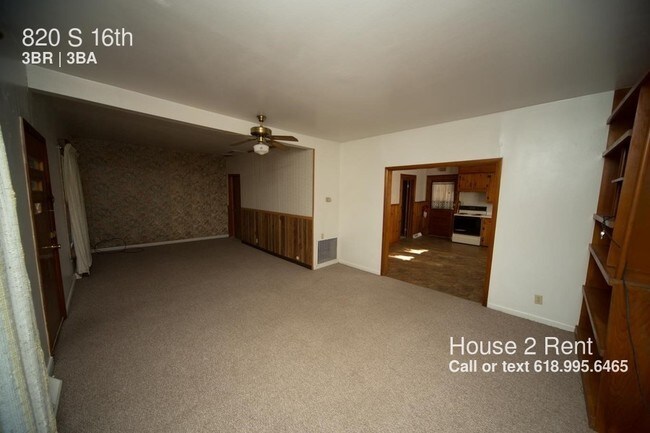Building Photo - 820 S 16th St