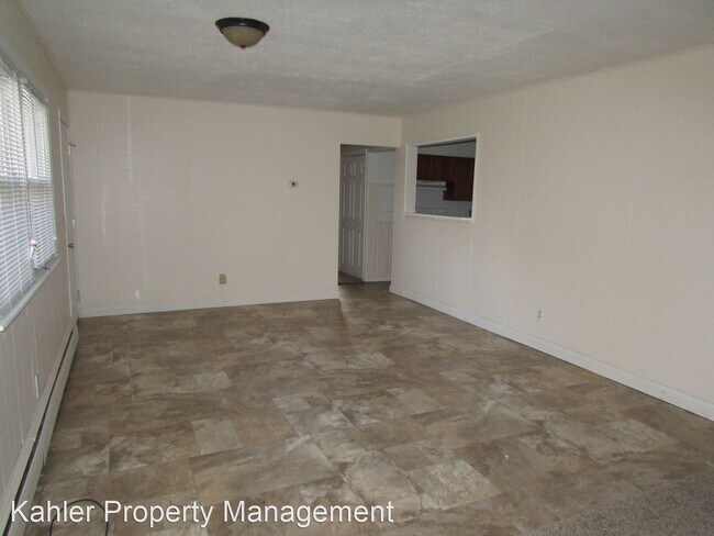 Foto del edificio - 3 br, 1 bath House - 104 Montana