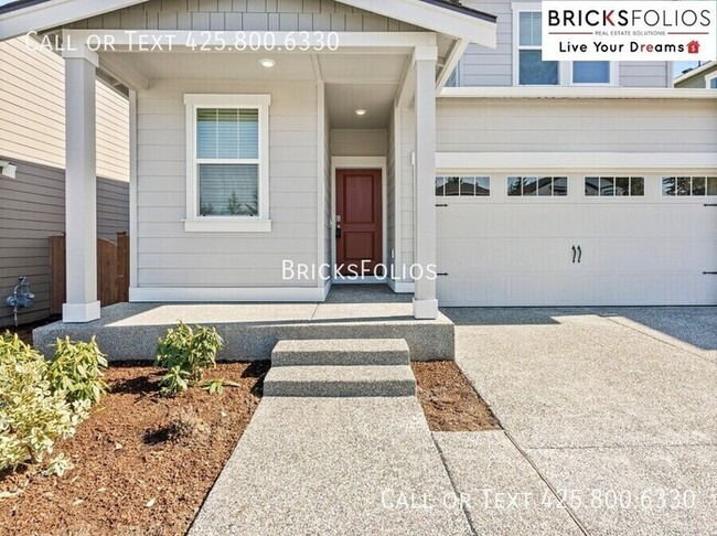 Building Photo - Move-in Ready! Home For Rent in Port Orcha...