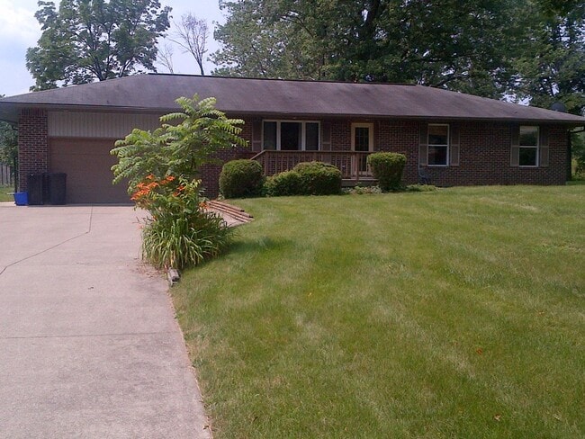 Building Photo - 1520 E Matlock Rd