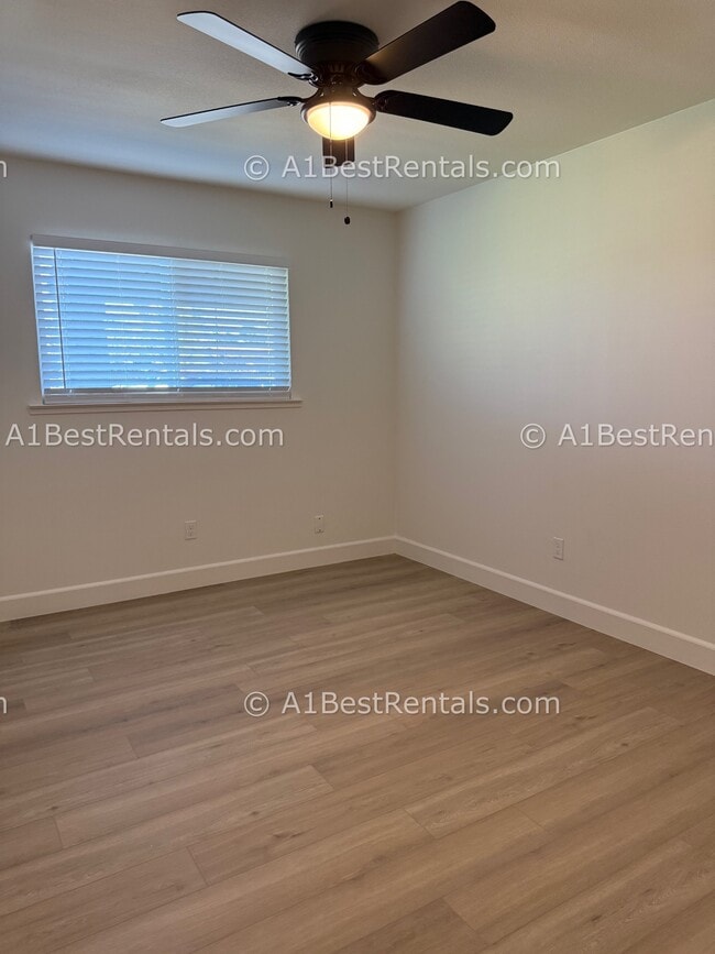 Foto del edificio - 3808 Sierra St