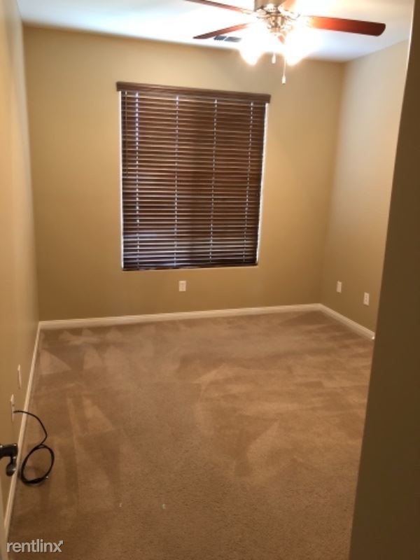 Building Photo - 209 Emerald Isle Way