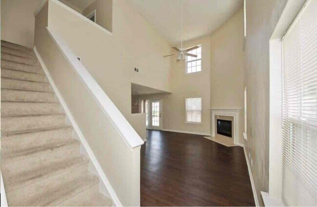 Foto del edificio - 3455 Carriage Chase Rd