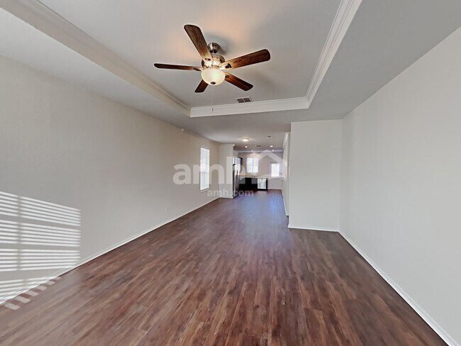 Foto del edificio - 150 Texas Thistle