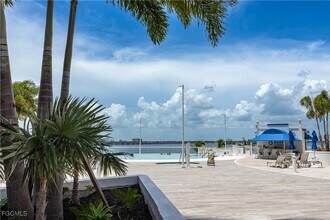 Building Photo - 2745 First St